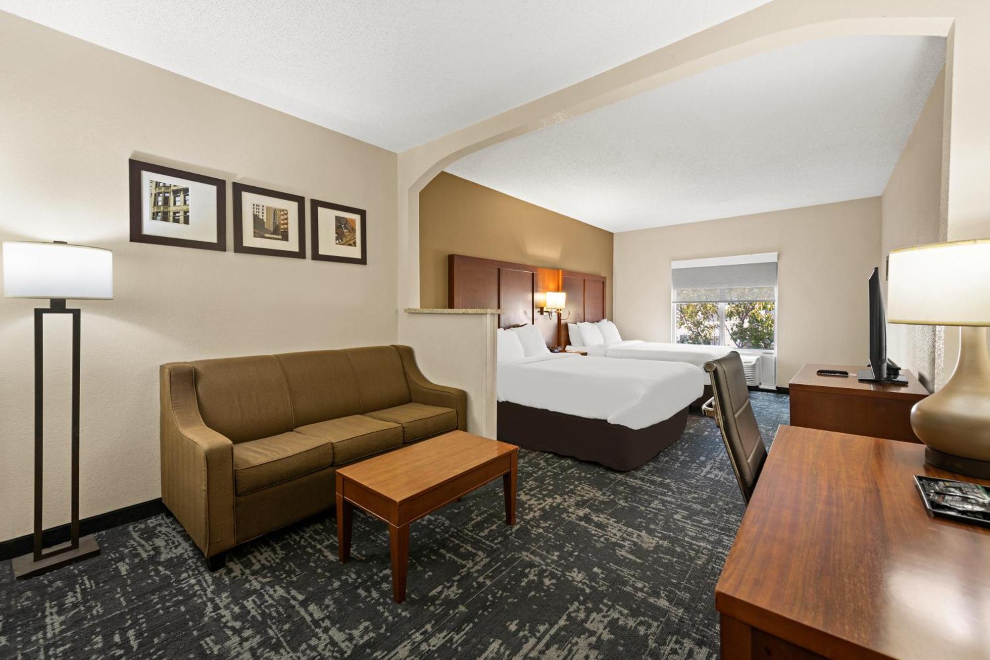 Comfort Suites Kansas City-Liberty Zewnętrze zdjęcie